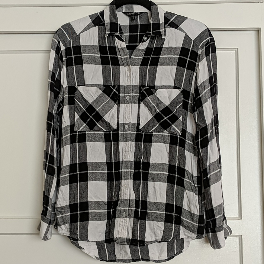 ⭐ 2 Plaid Shirts⭐